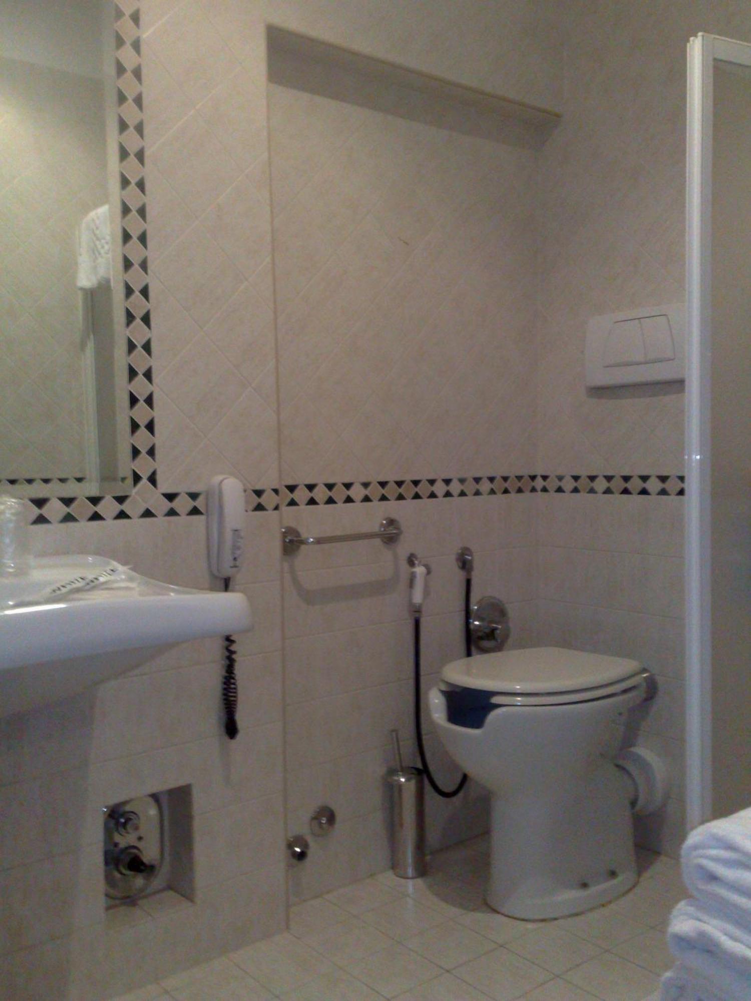 Hs 311 Roma Exterior foto